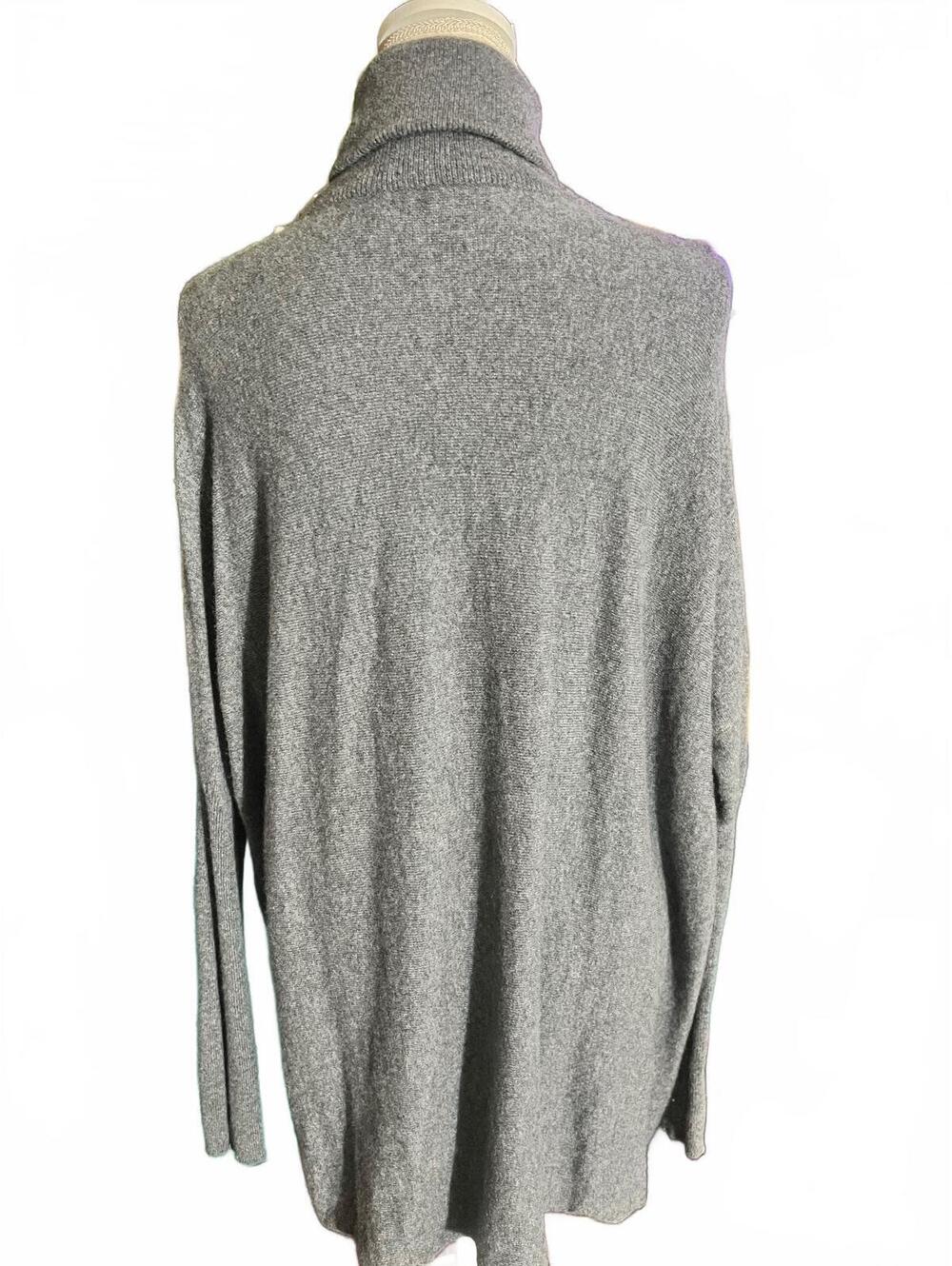 Garnet Hill Gray Wool Cashmere Turtleneck Elevated Ski Tunic Sweater-Size Medium - Picture 4 of 9